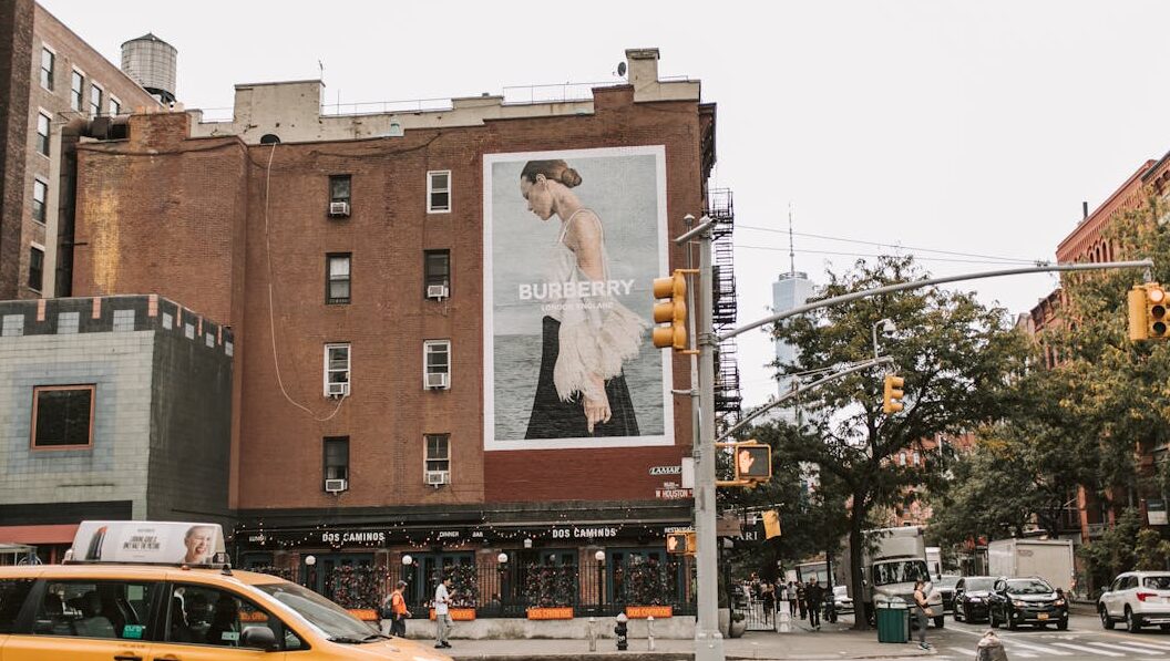 The Art of Placement: Strategic Locations That Maximize Billboard Impact